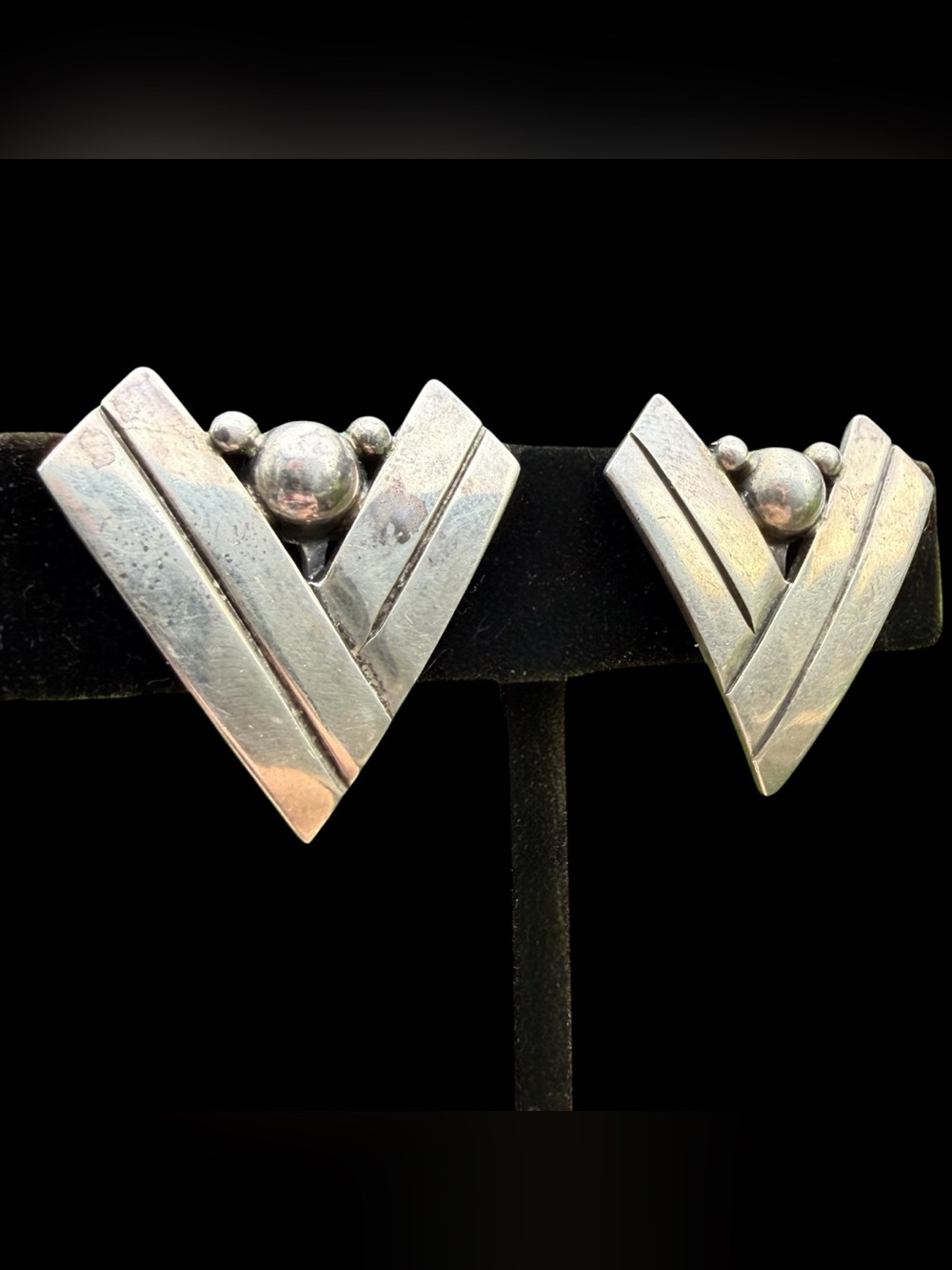 1950s Hector Aguilar 940 Silver TALLER BORDA Modernist Chevron Earrings Taxco